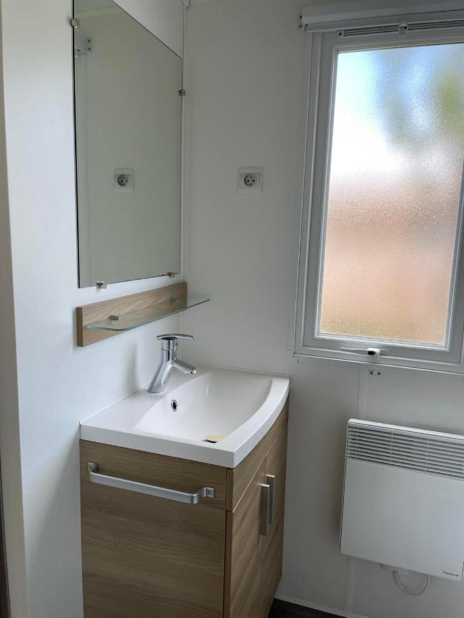Mobil Home Tout Confort 6 Personnes Avec Wifi Onzain Bagian luar foto